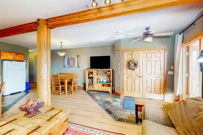 Gallery image of Snow Leopard's Retreat in Big White