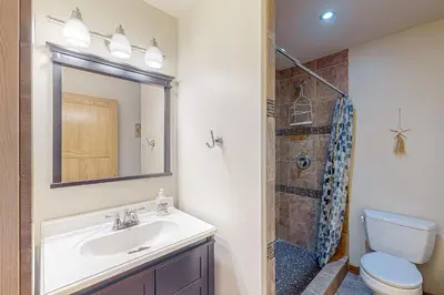 Gallery image of Lakeview Chalet in Christina Lake