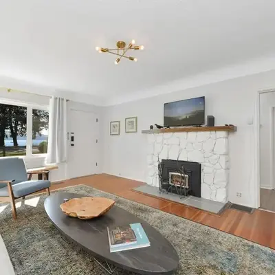 The Bayside Cottage by EMR Vacation Rentals