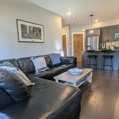Echo Landing #13 condo