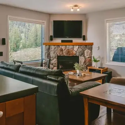 Trailblazers Retreat 3 Bed with Family Games Room