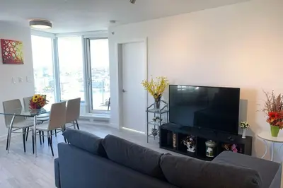 Gallery image of Downtown 3br/2ba+Views+Skytrain+Free Parking in Vancouver