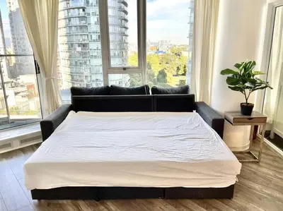 Gallery image of Downtown 4bd 2ba View Skytrain 2 Free Parking in Vancouver
