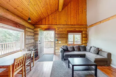 Gallery image of Lac Le Jeune at Cabin 29 and 30 in Kamloops