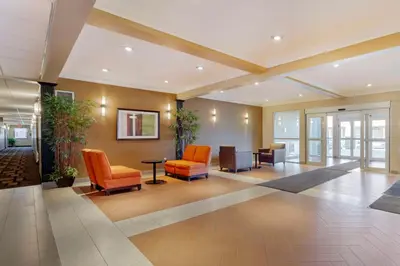 Gallery image of Best Western Plus Peace River Hotel & Suites in Peace River