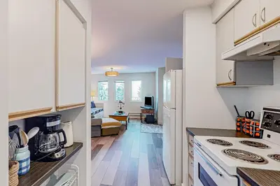 Gallery image of SnowCrest Village, Unit 5 in Big White