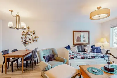 Gallery image of SnowCrest Village, Unit 5B in Big White