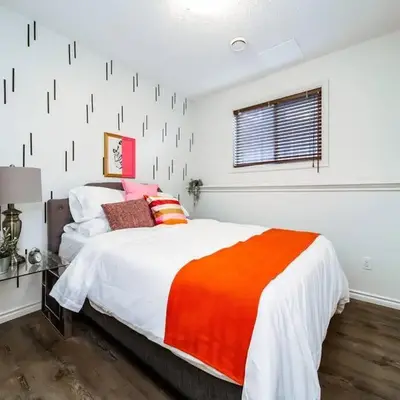 Chic Modern Vibes - Sleeps 6 - Netfix - Wifi - Long Stays