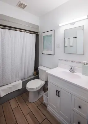 Gallery image of Yellowknife Downtown Toboggan Hill Retreat in Yellowknife