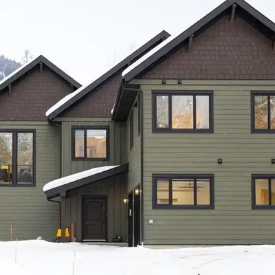 Powder House Chalet by Fernie Central Reservations