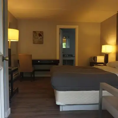 The Mighty Fraser Motel