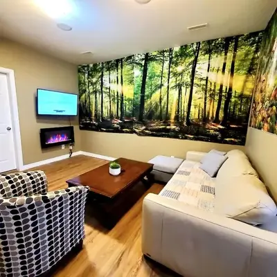 Spacious 2BR Near HWY 1-Heritage Park - Cultus Lake -Fishing!