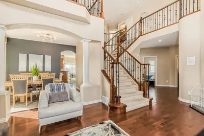 Gallery image of Lewis Estates Golf Course Executive Home By Henday, Whitemud, Step To Shops! in Edmonton