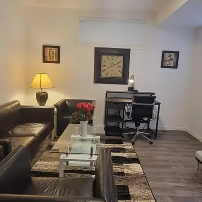 Brand New Suite in the Lakes