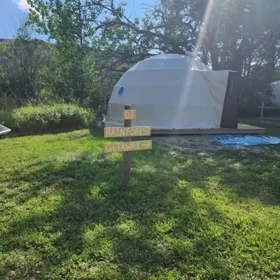 D3 Rainforest Getaway Dome- 2Dbl beds
