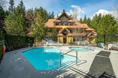 Gallery image of Sunpath #36 in Whistler