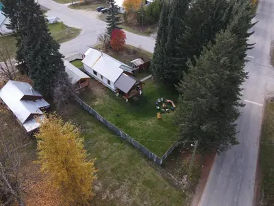 an aerial view of a farm with a horse and trailer at Eleanor Lodge - Entire House in Blue River in Blue River