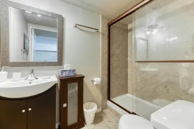 Gallery image of A Spacious Downtown 1-bed Suite in Calgary