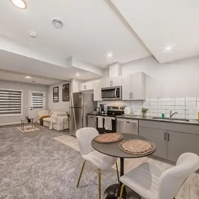 Cozy Basement Suite