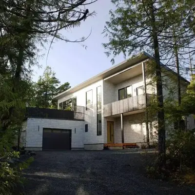 WHITE HAUS w private sauna and close to beach