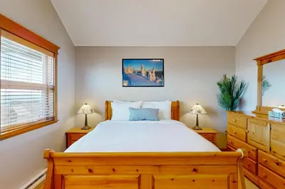 Gallery image of Tree Tops 03 in Big White