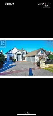 two pictures of a house with a driveway at Zp Home in Richmond