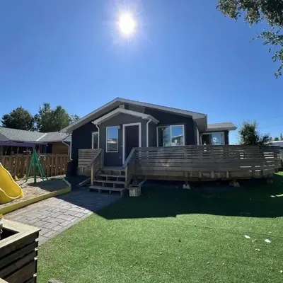 Little Holiday Home