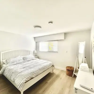 Cozy 3BR Holiday Retreat 2 Free Parking AC King BD