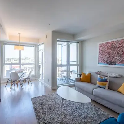 Stylish Modern Apartment In The Heart Of Old Town Victoria