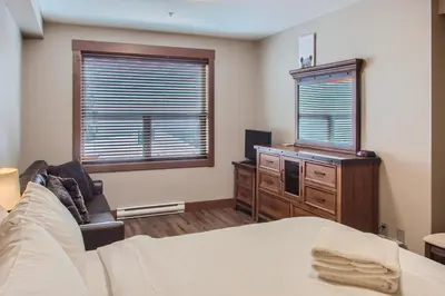Gallery image of Stonegate Resort Unit B102 in Big White