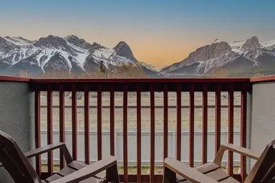 Gallery image of Summit Rails -3bedroom loft in Canmore