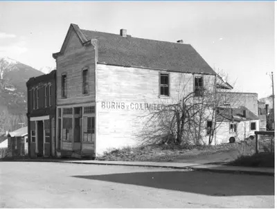 an old black and white photo of a building at The Crow's Nest at the 1896 Building in Kaslo
