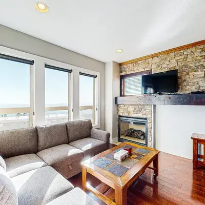 Aspens Townhouse 1