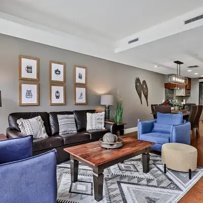 Classic Hideaway Elegant 2BD 2BTH