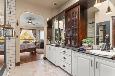 Gallery image of Country Escape - Acreage Home with Park in De Winton