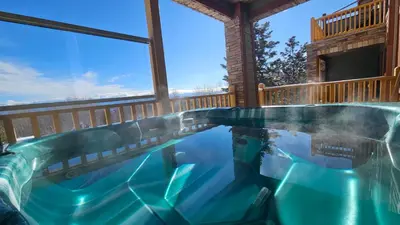 a swimming pool in a house with a pool at Mountain Escape for Ski and Golf Enthusiasts in Kimberley