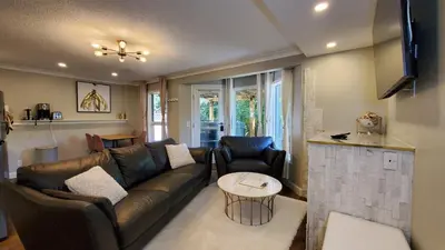 Gallery image of Airdrie Modern Walkout Bsmt Suite with Hot Tub in Airdrie