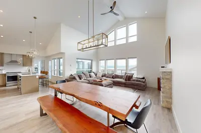 Gallery image of Spyglass 9E in Big White