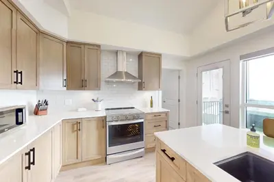 Gallery image of Spyglass 9E in Big White