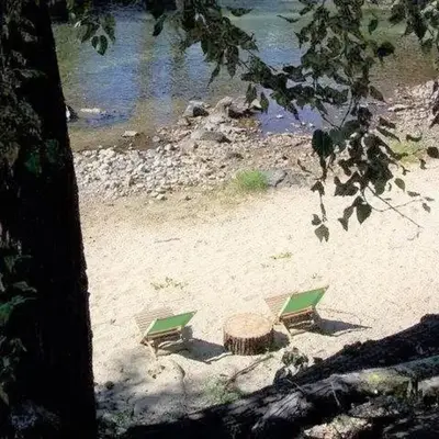 Riverside Court RV and Cabins