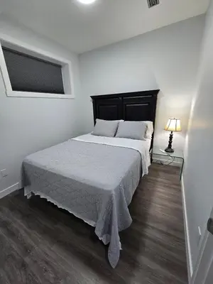 Gallery image of Deluxe Suite-2 Bedrooms with Full Kitchen in Edmonton