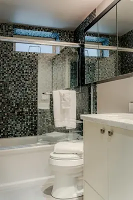 Gallery image of Private Cambie Village Suite min Downtown and Skytrain in Vancouver