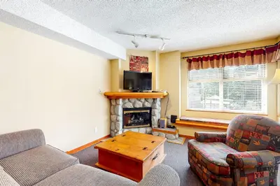 Gallery image of Lake Placid 226 in Whistler