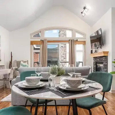 Rocky Mountain Oasis-Mountain View!