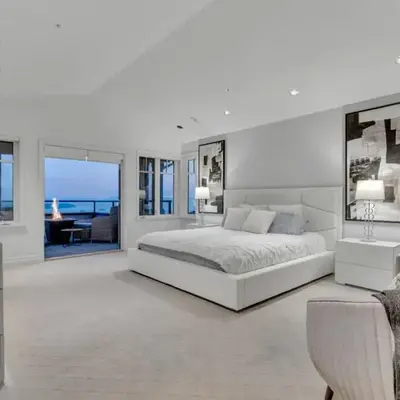 Beautiful 5 bedroom West Vancouver Mansion