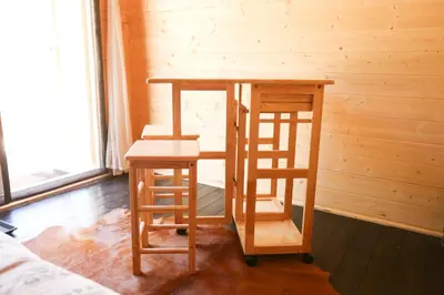Gallery image of The Elderberry Cabin - Cowichan Valley Bunkie Glamping in Duncan