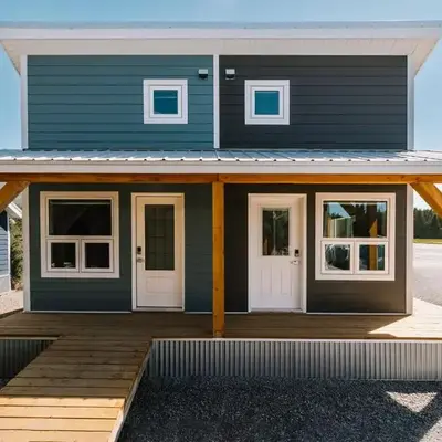 Adventure Knap Shack