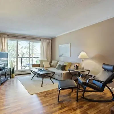 Condo Unit-UofA