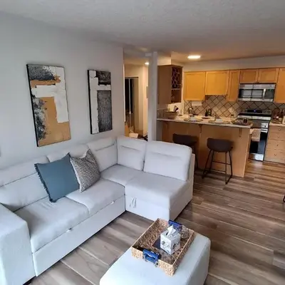 Modern 1br Apt
