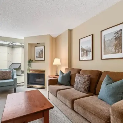 1BR and Sofabed in Marquise